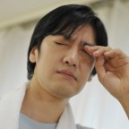 飛蚊症 -視界のなかのチカチカ