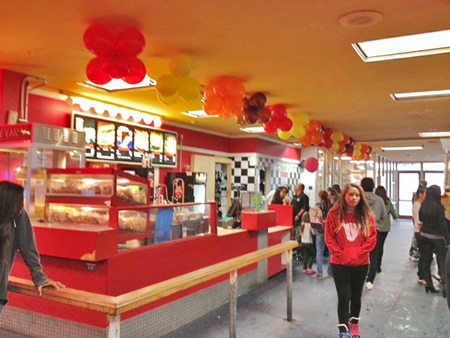 ハワイのアイススケート場 Ice Palace