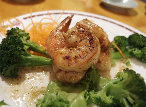 和食レストラン初花 ハワイ 海老のガーリックソテー