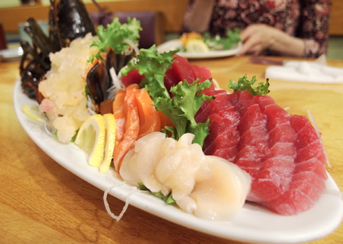 和食レストラン初花 ハワイ 刺身の盛り合わせ