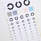 年々悪くなる視力は いつ止まる？