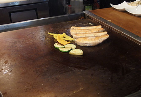 ハワイ今日のランチ KAIWA 鉄板＆寿司