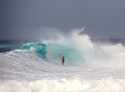 サンセットビーチの波