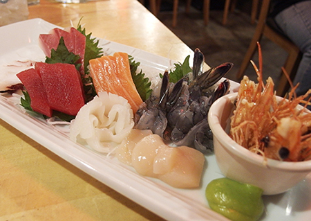 居酒屋大漁のお刺身盛り合わせ