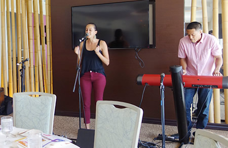 メレメイキックオフイベントRebecca Beralas