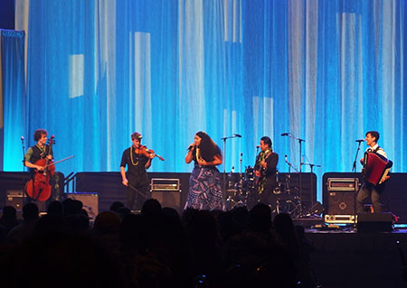 ナホクハノハノアワード2015 ストリートライト・ケイデンスとマリアンヌ・イトウ