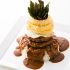 KAIWAの土日限定ランチ キングロコモコ