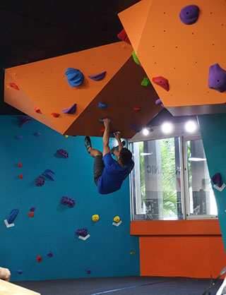 ヴォルケニック クライミング＆フィットネス