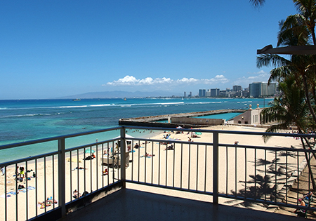 ハワイのジュジュベホリスティッククリニックで鍼治療