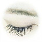 まつ毛エクステで目に支障は起きる？