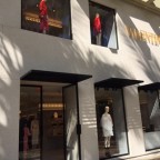 ヴァレンティノがロイヤルハワイアンセンターにオープン