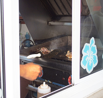 ハワイのプレートランチ屋さん ステーキシャック