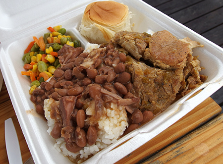 カカアコのグルメスポット メイカーズアンドテイスターズ