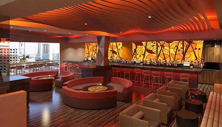 スカイワイキキとトップオブワイキキでハロウィーンコスチュームコンテスト開催