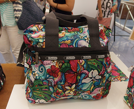 レスポートサックとコリーンウィルコックのハワイ限定コラボ商品が発売