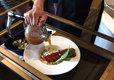 ノイタイキュイジーヌハワイ トムヤムロブスター