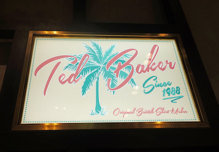 テッドベーカー ハワイ アラモアナセンター店