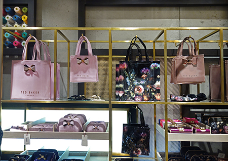 テッドベーカー ハワイ アラモアナセンター店