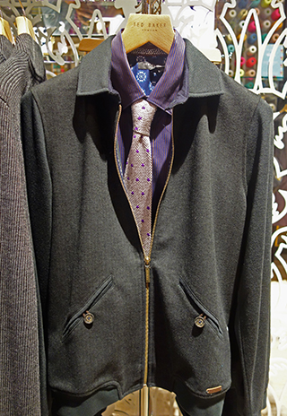 テッドベーカー フロントジッパーのジャケット