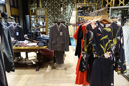 テッドベーカー ハワイ アラモアナセンター店