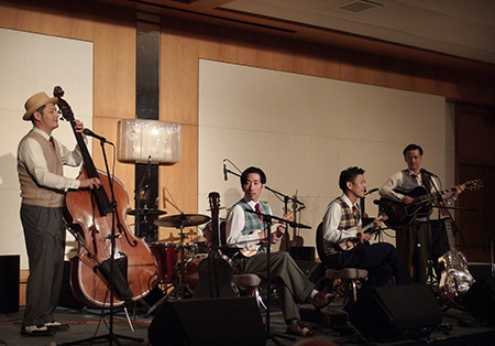 ウクレレミュージアムベネフィットコンサート スウィート・ホリワイアンズ