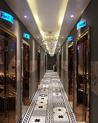 アラモアナにオープンしたカラオケ店 ハワイボイス KTV＆ラウンジ