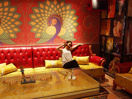 アラモアナにオープンしたカラオケ店 ハワイボイス KTV＆ラウンジ