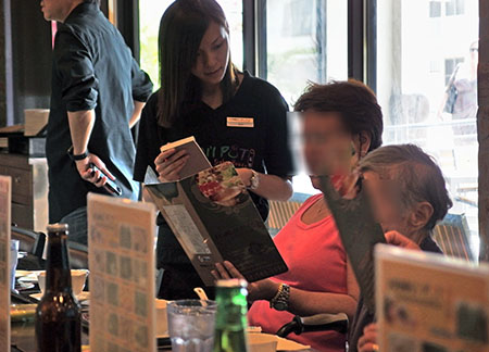 ハワイ初の回転しゃぶしゃぶ ハワイポット