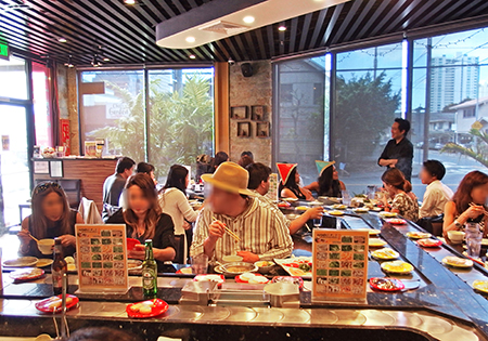 ハワイ初の回転しゃぶしゃぶ ハワイポット