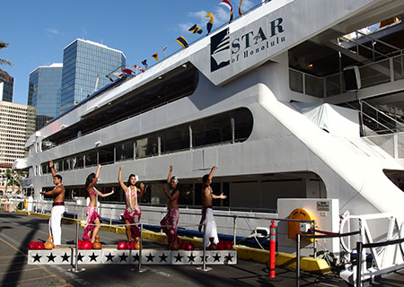 スターオブホノルル サンセットディナークルーズ