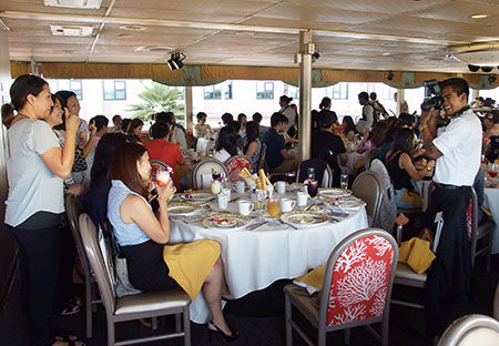 スターオブホノルル サンセットディナークルーズ