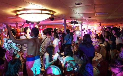 スターオブホノルル サンセットディナークルーズ