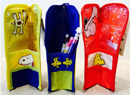 ハワイ博文堂書店 スヌーピーのペン立てにもなるペンケース