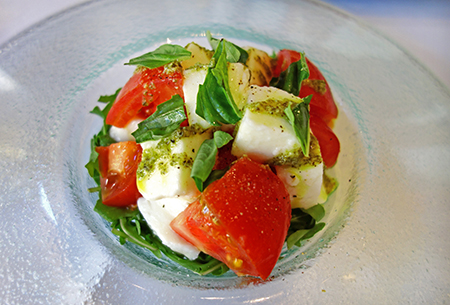 ハワイのイタリア料理店 タオルミーナ 春の新ランチ