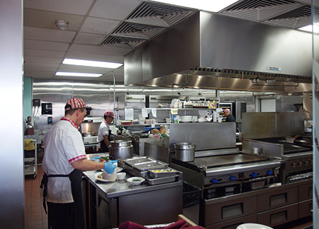 ハワイの人気シーフードレストラン アンクルズフィッシュマーケット