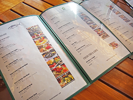 ハワイの人気シーフードレストラン アンクルズフィッシュマーケット