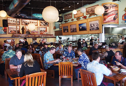 ハワイの人気シーフードレストラン アンクルズフィッシュマーケット