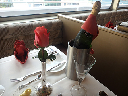 スターオブホノルル ファイブスターサンセットディナー＆ジャズ