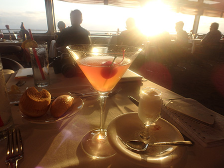 スターオブホノルル ファイブスターサンセットディナー＆ジャズ