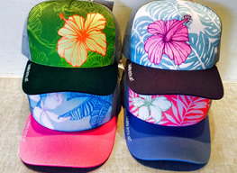 ハワイ博文堂書店 ローレン・ロス・アートのキャップ