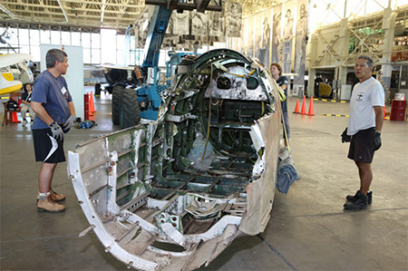 日本の爆撃機中島B5Nがパールハーバーで復元開始