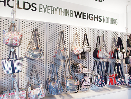 レスポートサック アラモアナセンター店で母の日イベント