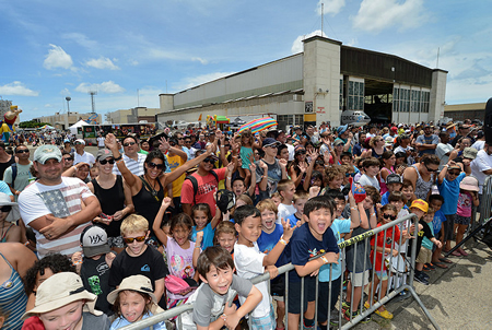 ラジコン航空ショー ビッゲストリトルエアショーインハワイ