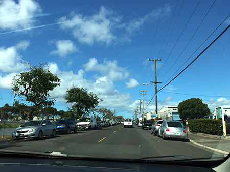 コアロハ・ウクレレ ハワイ工場を見学
