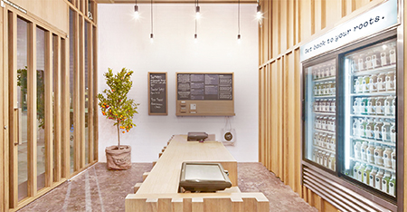 アラモアナにプレスドジューサリーハワイ1号店がオープン