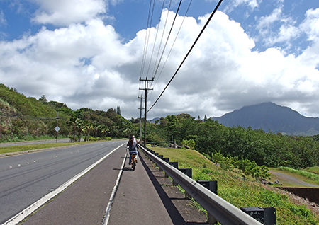 ペデゴ電気自転車でカイルア＆ラニカイをサイクリング
