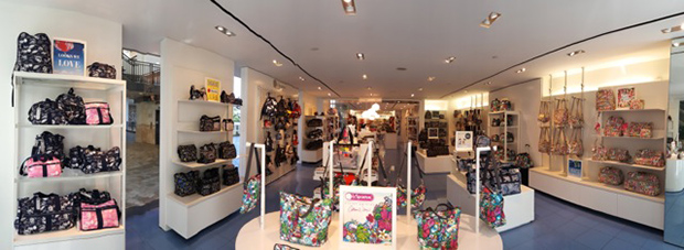 レストポートサックアラモアナセンター店