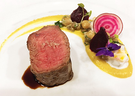 アランウォンズホノルルのハワイ産鹿肉のジビエ料理