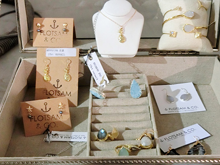 ワードビレッジ サウスショアマーケット