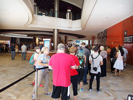 インターナショナルマーケットプレイス